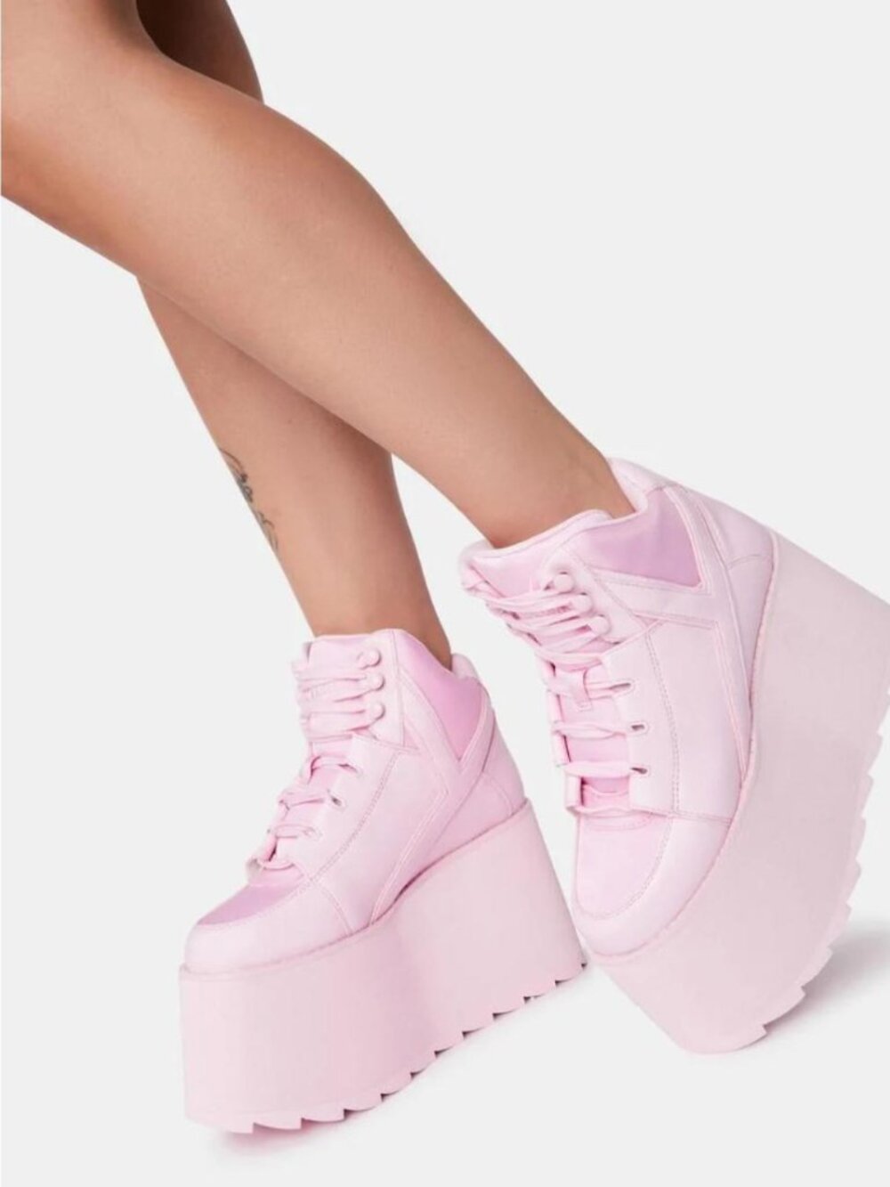 YRU Qozmo Pink Platform Hi-Top Sneakers, Size 9